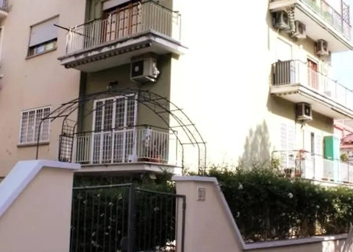 Apartment Vicino Via Della Pisana